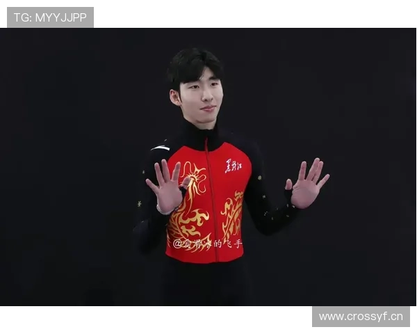 林孝埈训练完直接拎爱马仕去吃米其林，这日子过得比韩剧还抓马